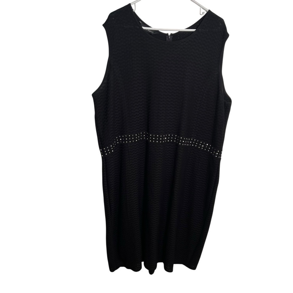 Ming Wang Women's Plus Size Sleeveless Knit Dress Black Scoop Neck Beaded‎ Waist